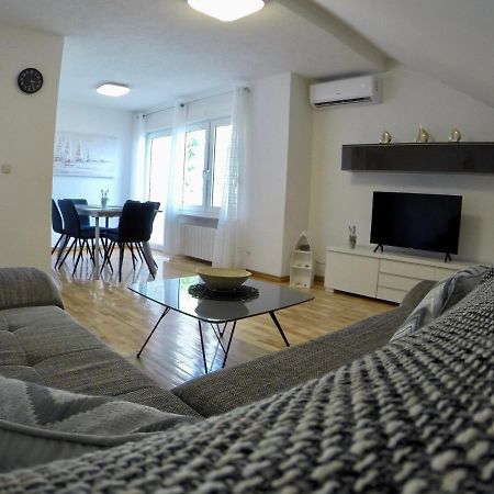 Holiday Apartment Lavanda Sumpetar イェセニツェ エクステリア 写真