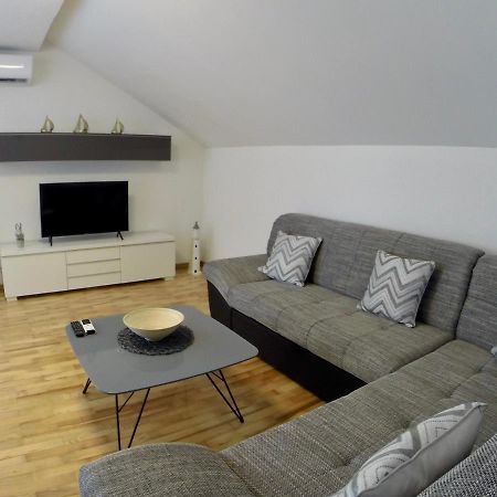 Holiday Apartment Lavanda Sumpetar イェセニツェ エクステリア 写真
