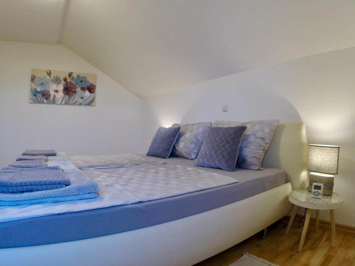 Holiday Apartment Lavanda Sumpetar イェセニツェ エクステリア 写真